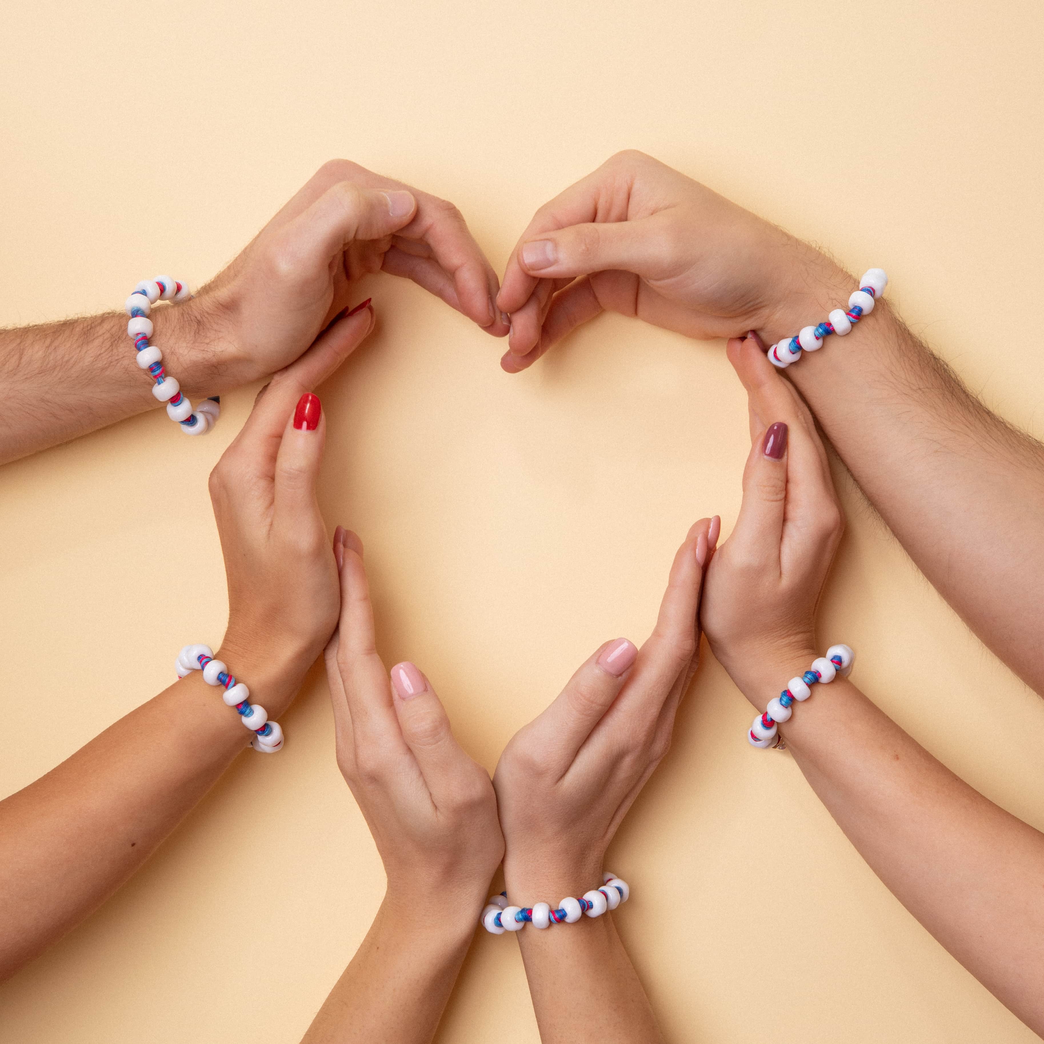 Braccialetti Aua collezione Rise Together Foundation